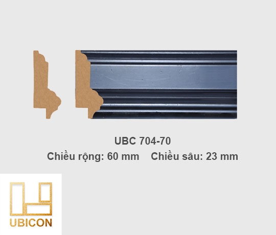 Khung tranh khổ vừa UBC704-70
